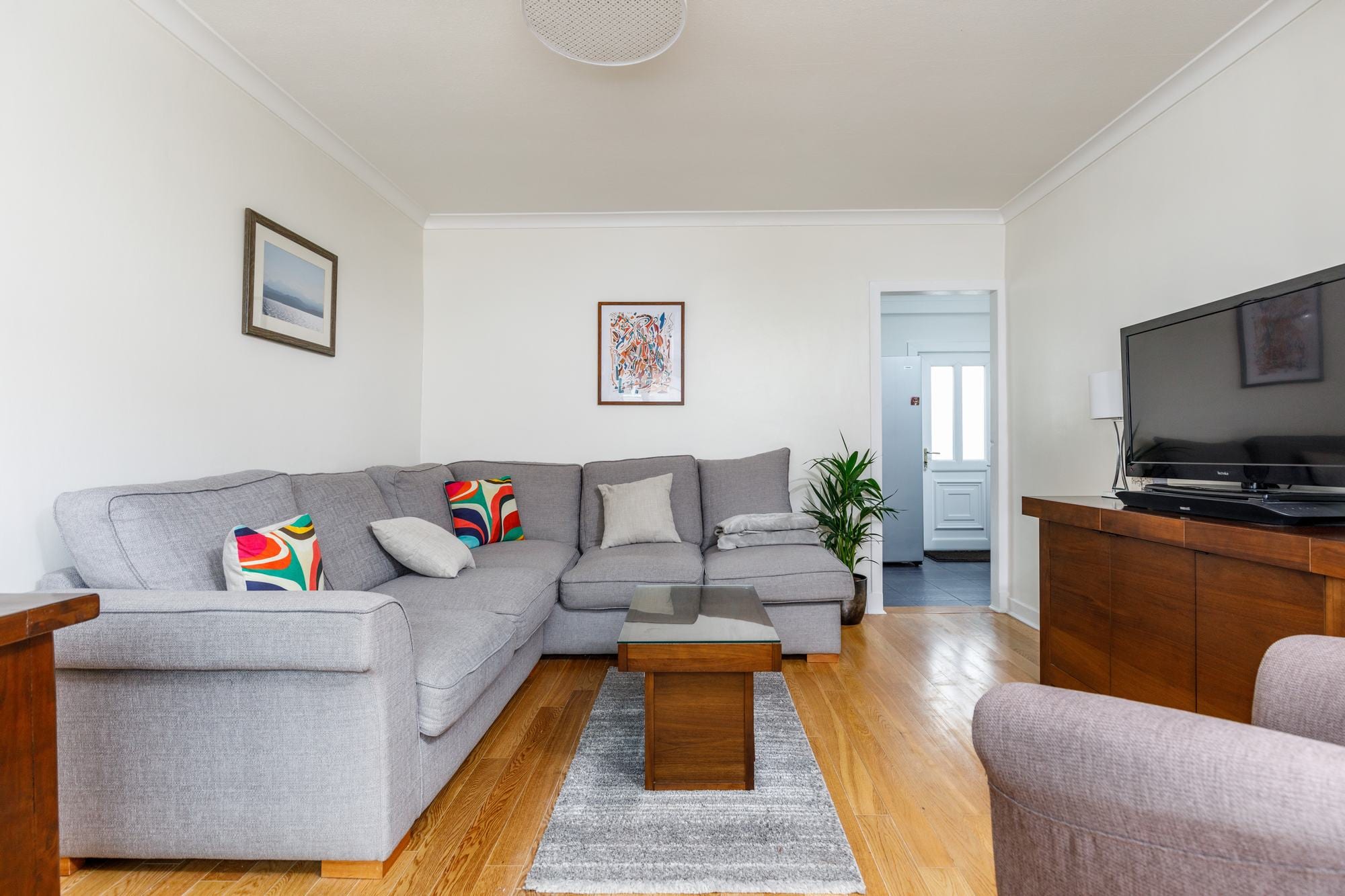 37 Kippen Drive, Busby Nicol Estate Agents