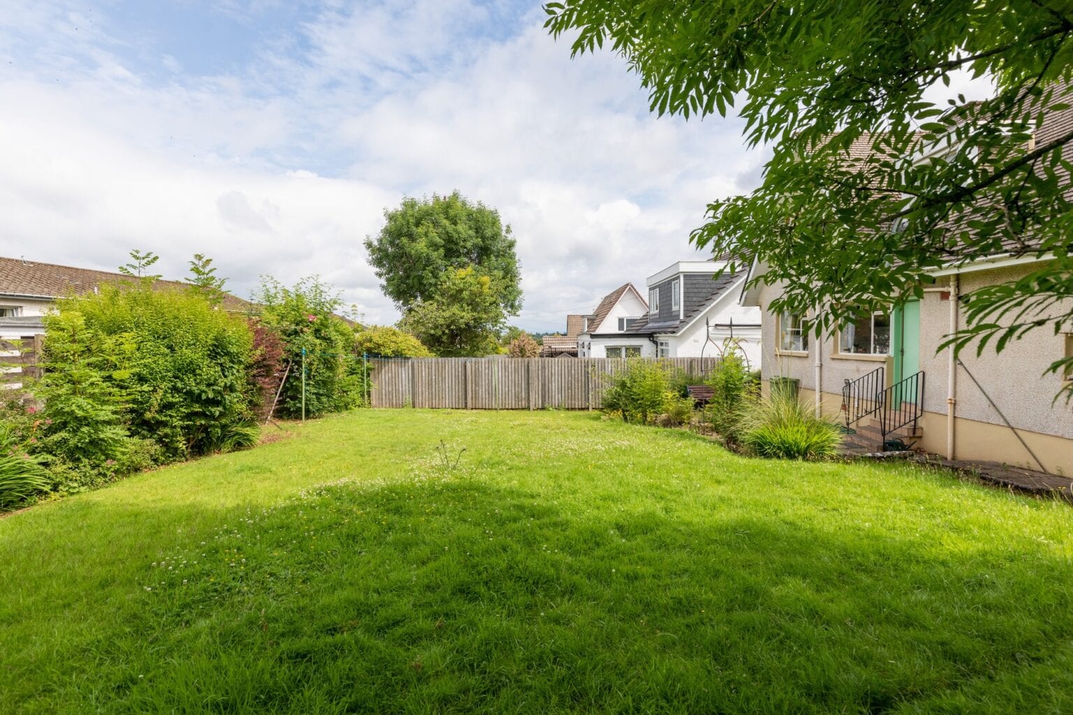 Broomfield Avenue, Newton Mearns Nicol Estate Agents