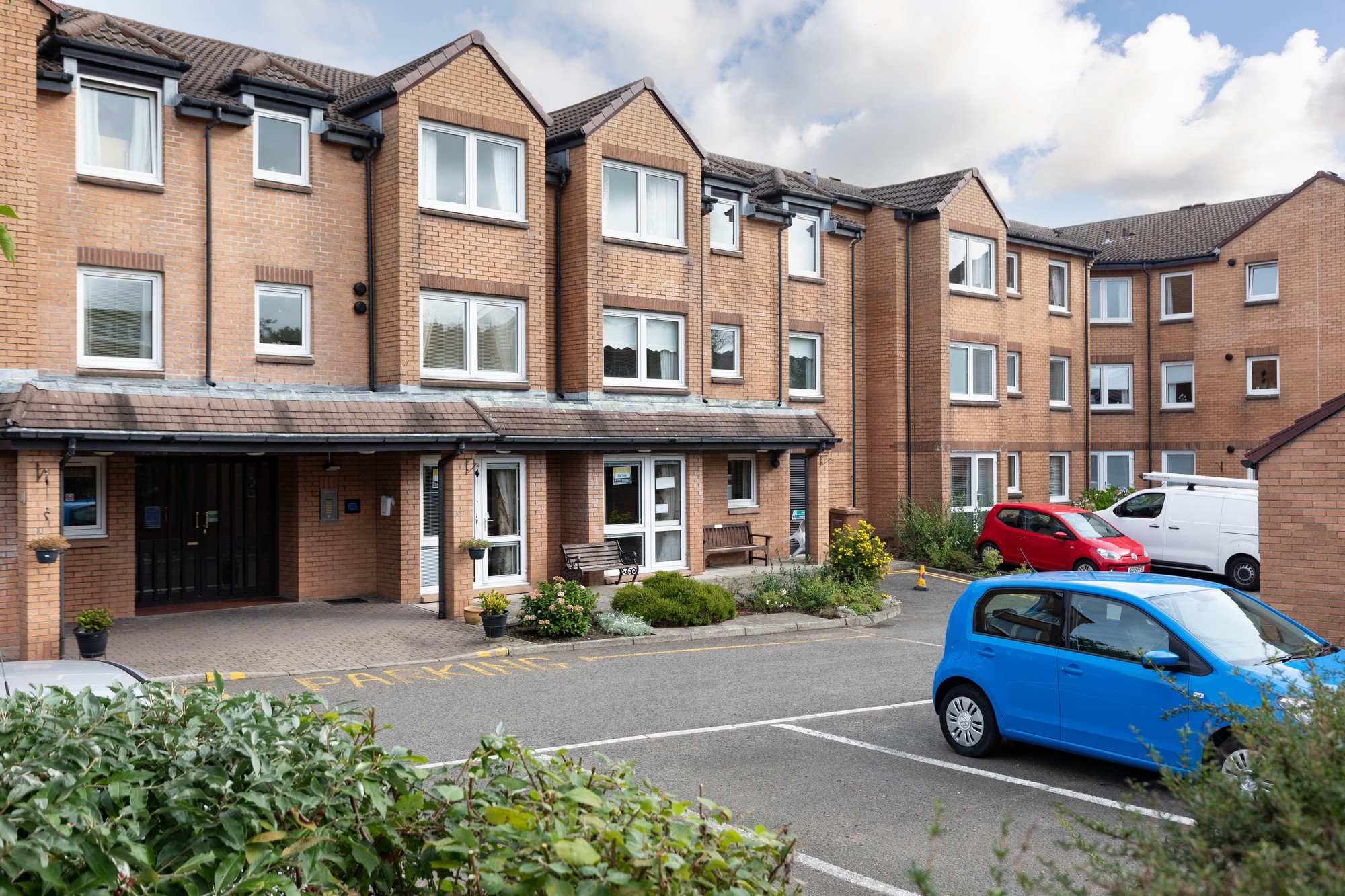 Homeblair House, Ravenstone Drive, Giffnock Nicol Estate Agents