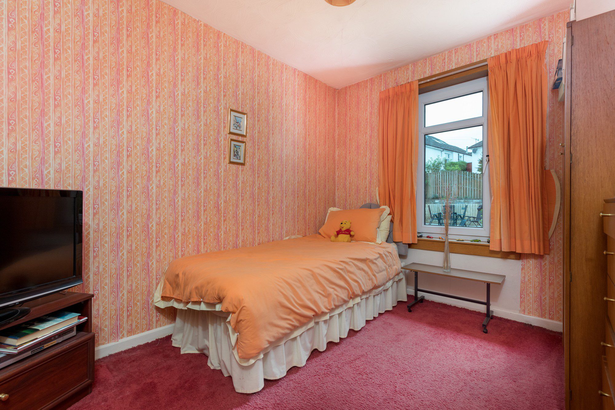 Moray Drive, Clarkston Nicol Estate Agents