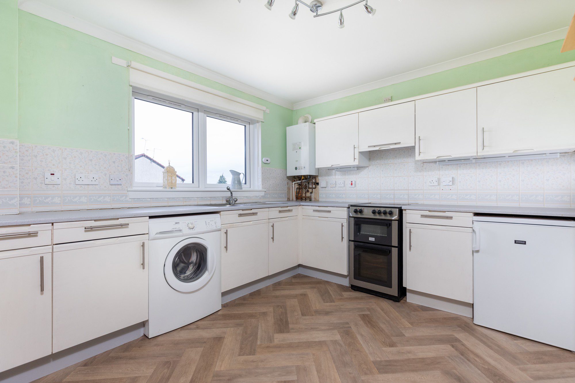 Ballantrae Crescent, Newton Mearns Nicol Estate Agents