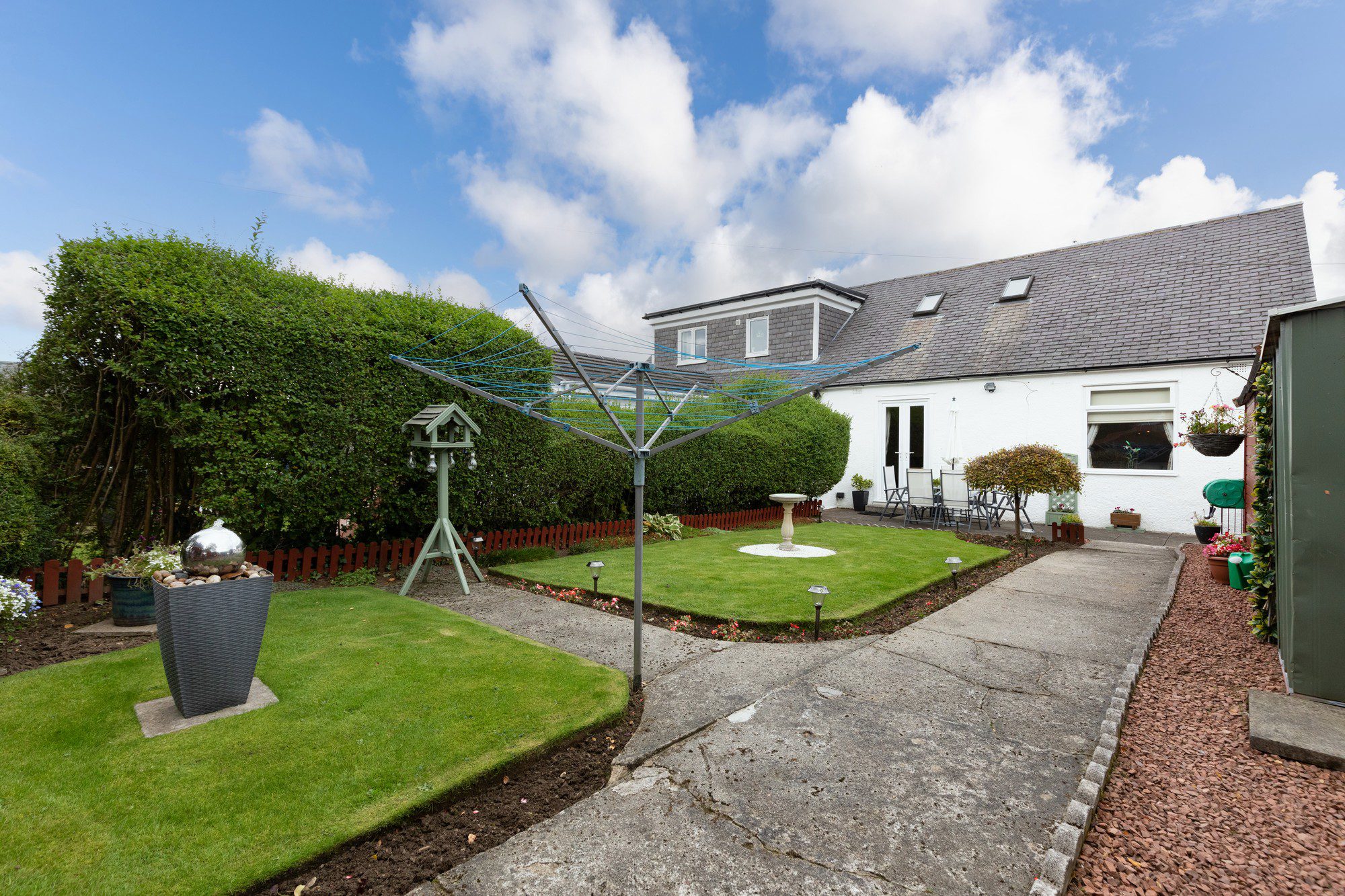 Mansefield Crescent, Clarkston Nicol Estate Agents