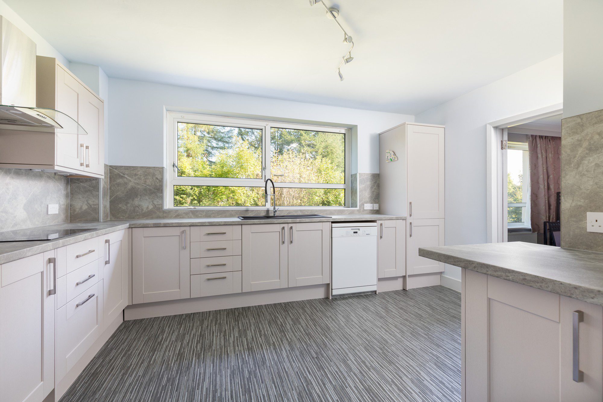 Fruin Court, Fruin Avenue, Newton Mearns Nicol Estate Agents