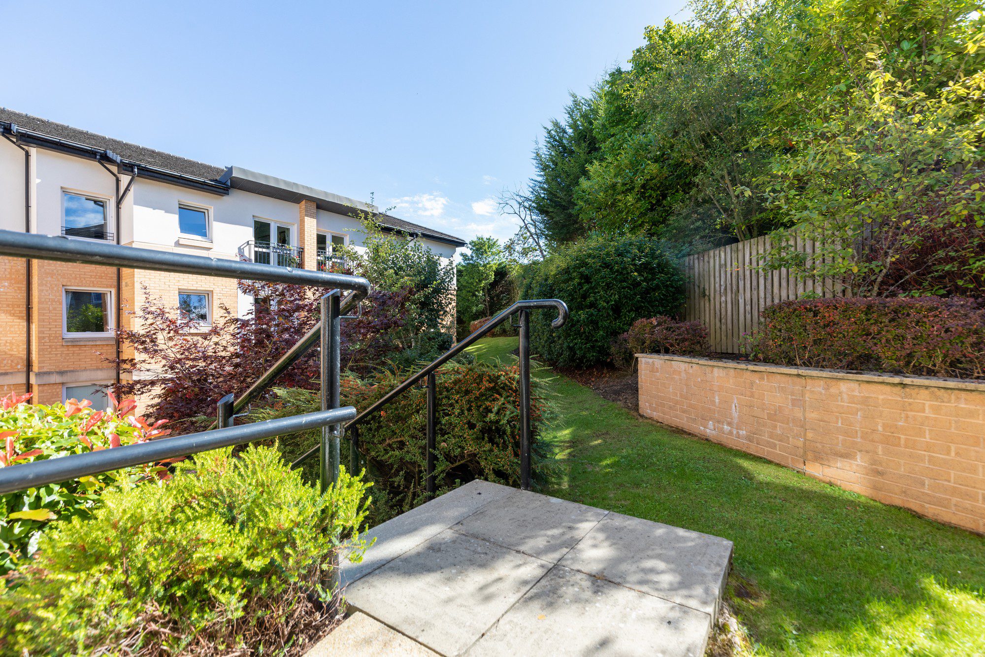 Aidan's View, 1 Aidan's Brae, Clarkston Nicol Estate Agents