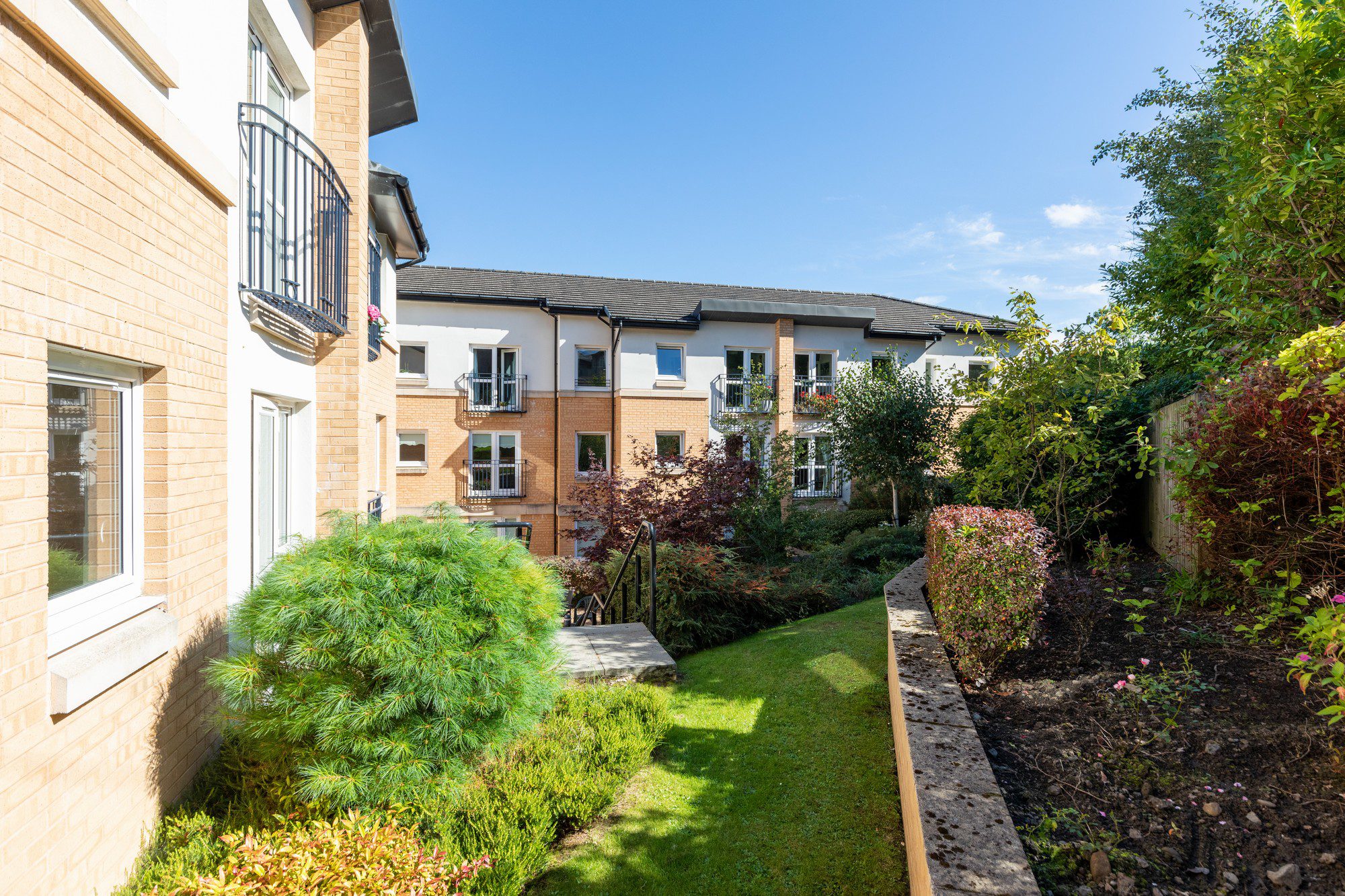 Aidan's View, 1 Aidan's Brae, Clarkston Nicol Estate Agents