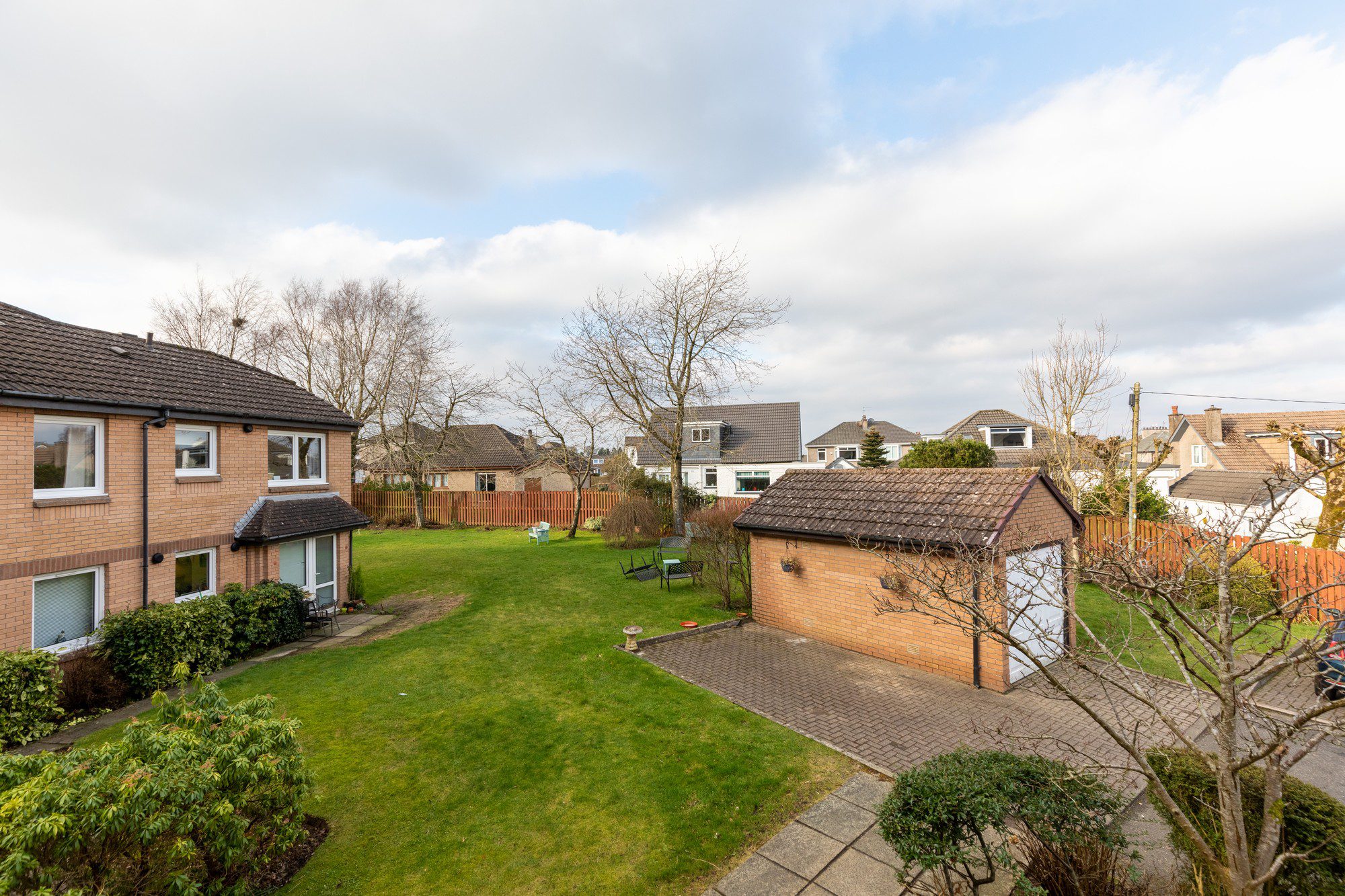 Homeshaw House, Broomhill Gardens, Newton Mearns Nicol Estate Agents