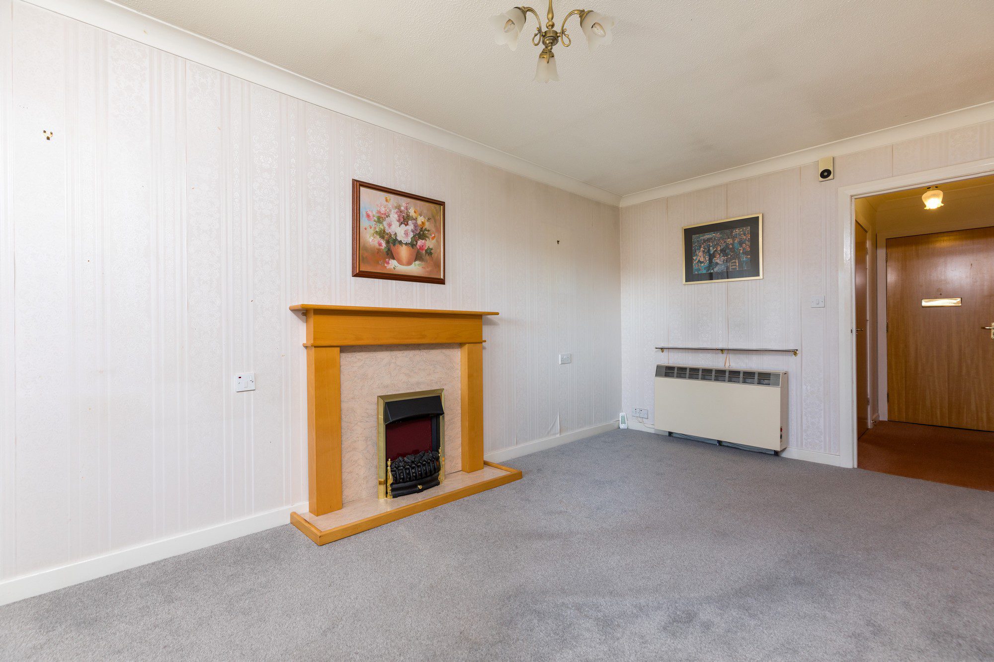 Carleton Court, 10 Fenwick Road, Giffnock Nicol Estate Agents