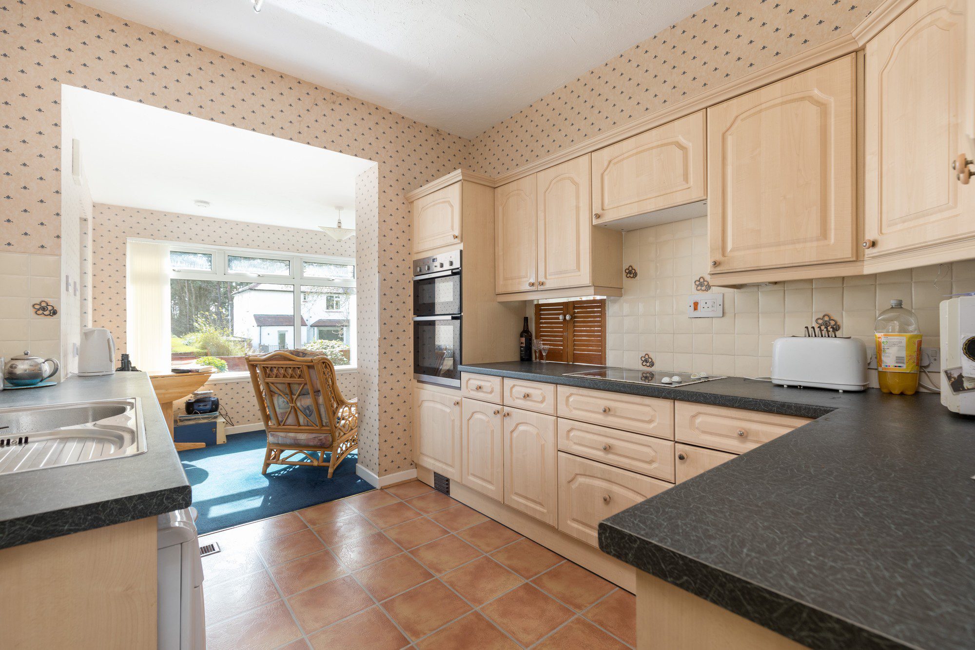 Larchfield Avenue, Newton Mearns Nicol Estate Agents