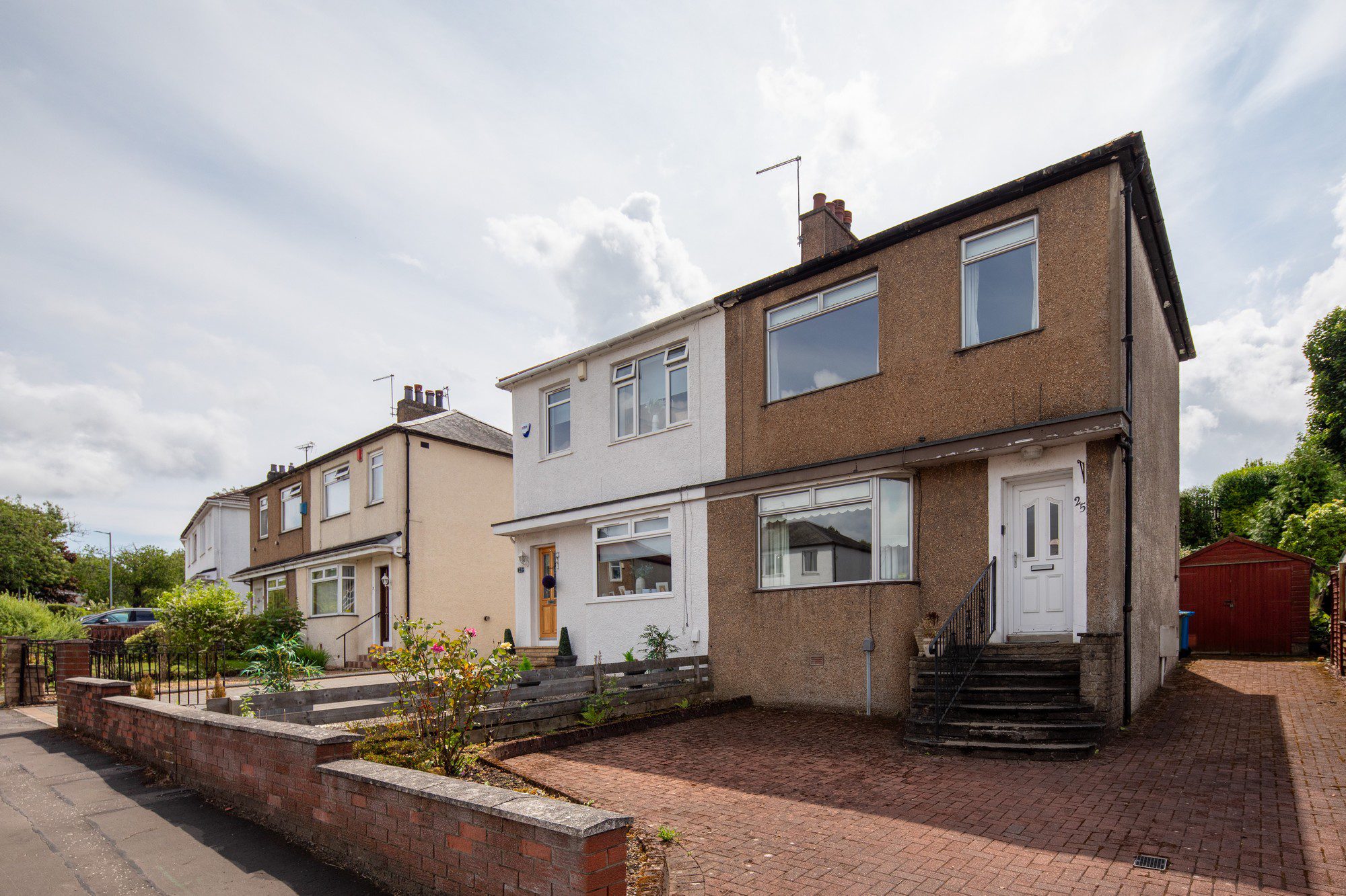 Orchard Park Avenue, Giffnock Nicol Estate Agents