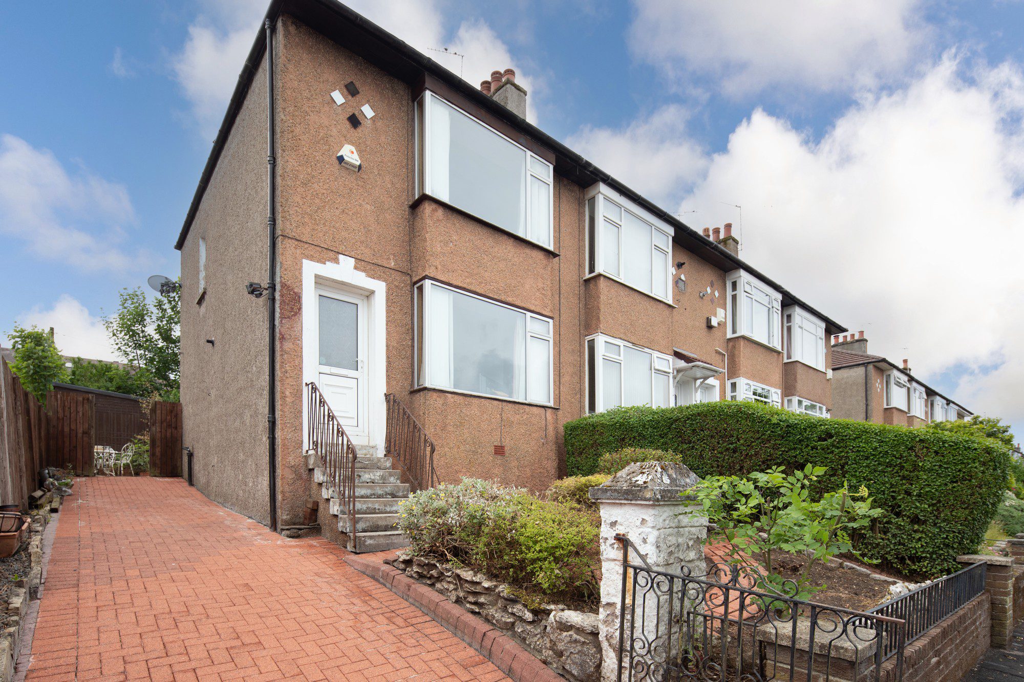 The Oval, Stamperland Nicol Estate Agents