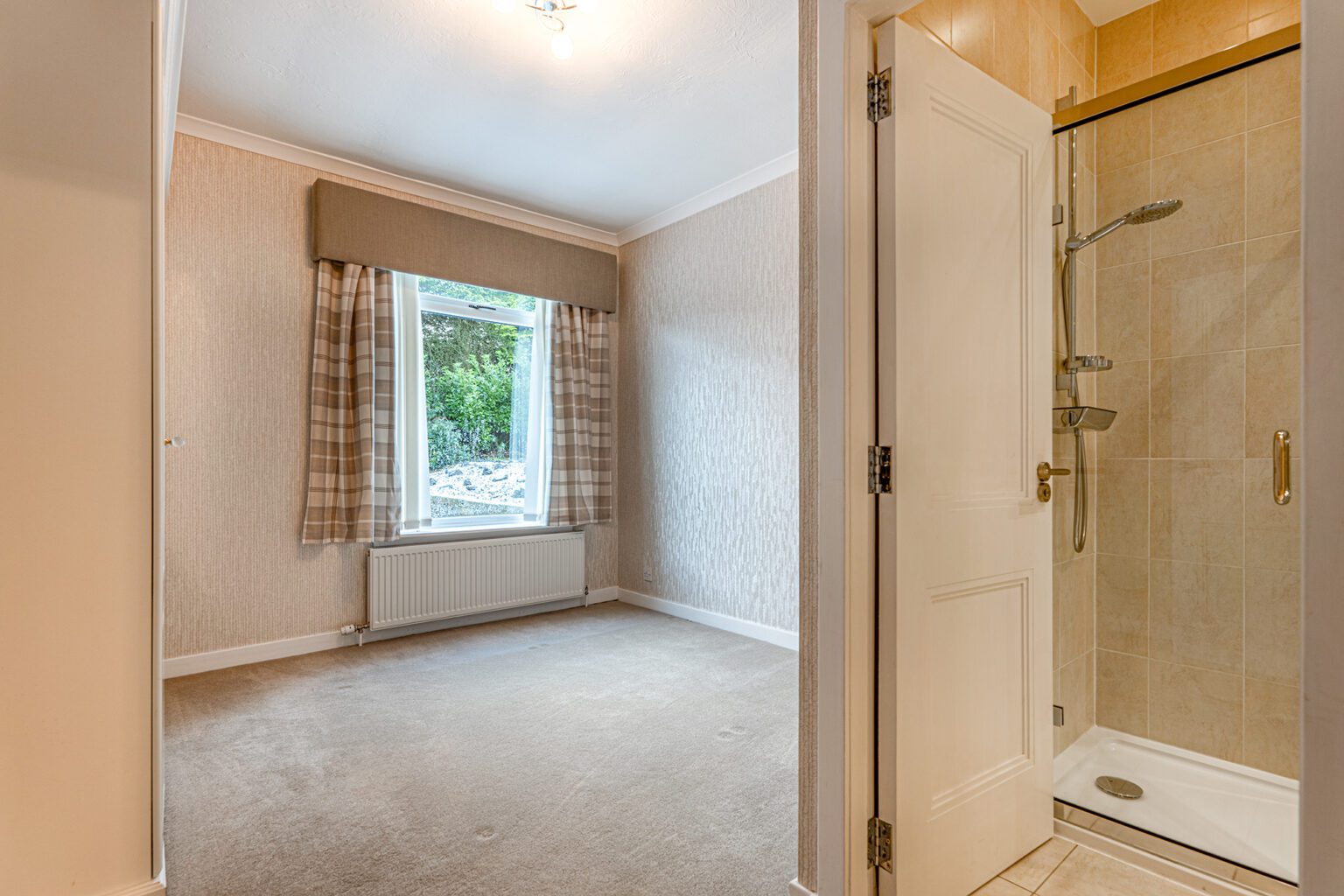 Hazelden Road, Newton Mearns Nicol Estate Agents