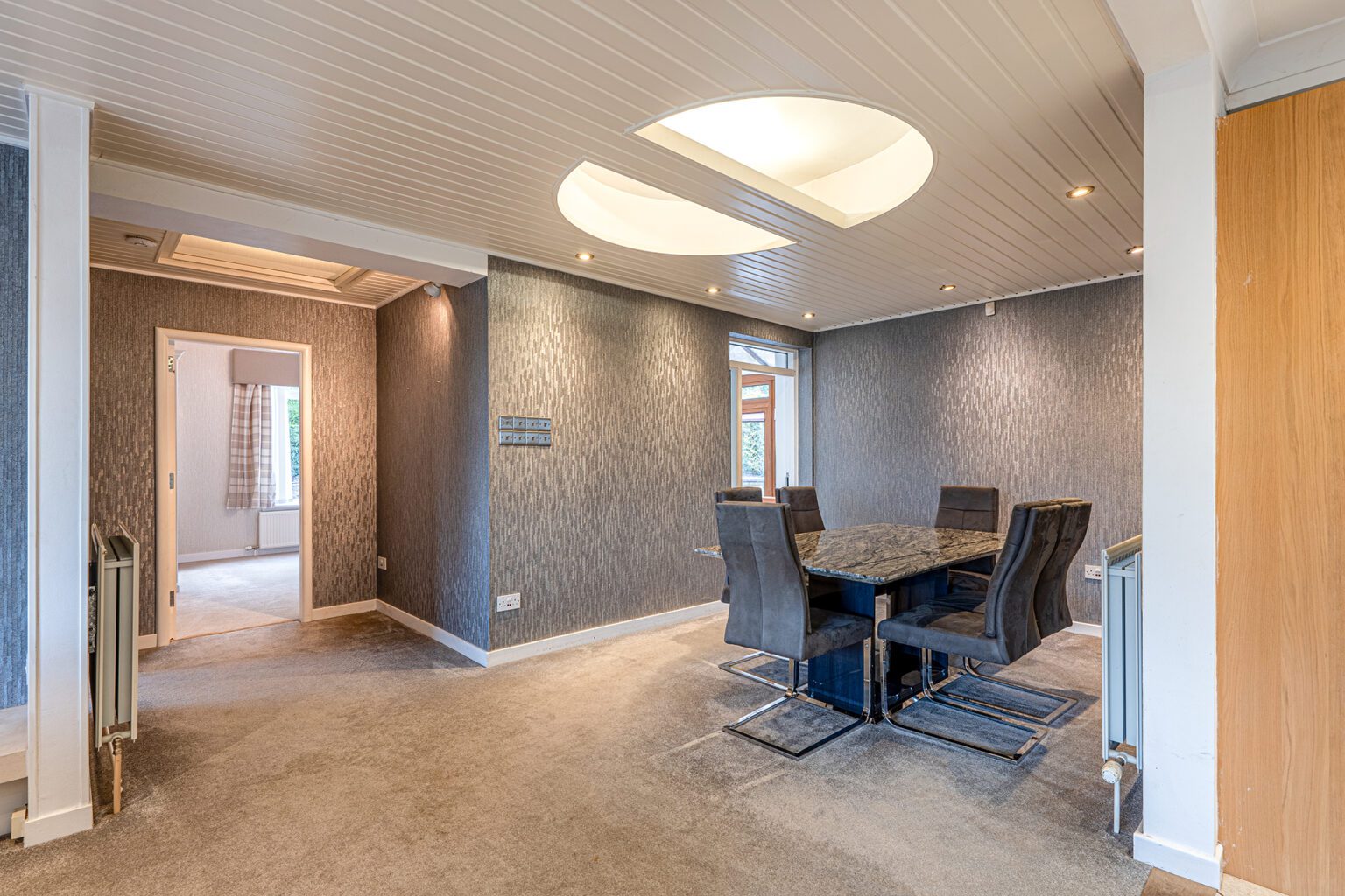 Hazelden Road, Newton Mearns Nicol Estate Agents