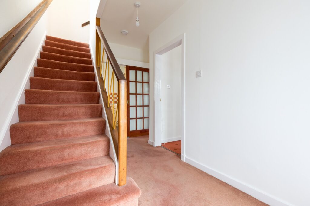 Craighill Drive, Clarkston Nicol Estate Agents