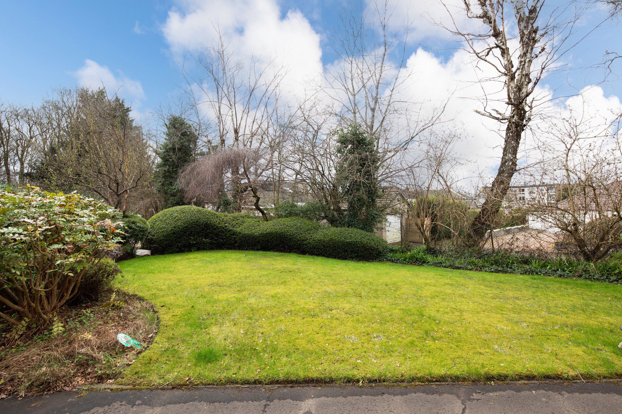 The Braidpark Drive, Giffnock Nicol Estate Agents