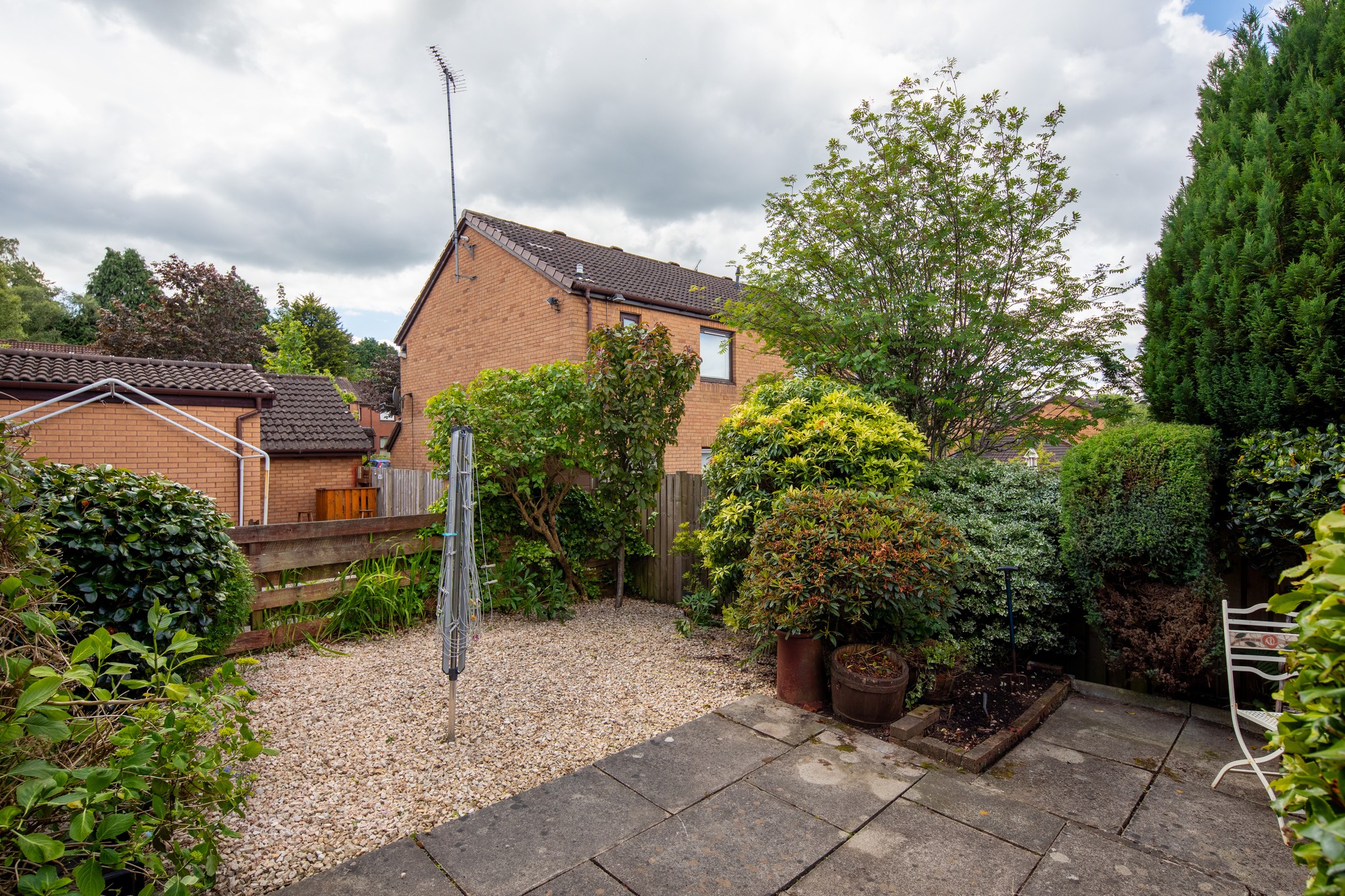 Carleton Gate, Giffnock Nicol Estate Agents